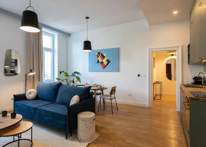Flok Design Apartments- Botanical Garden