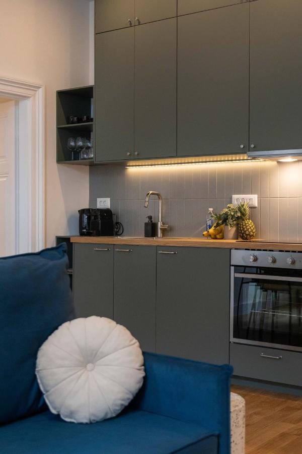 Flok Design Apartments- Botanical Garden *