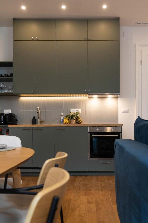 Appartement Flok Design Apartments- Botanical Garden *
