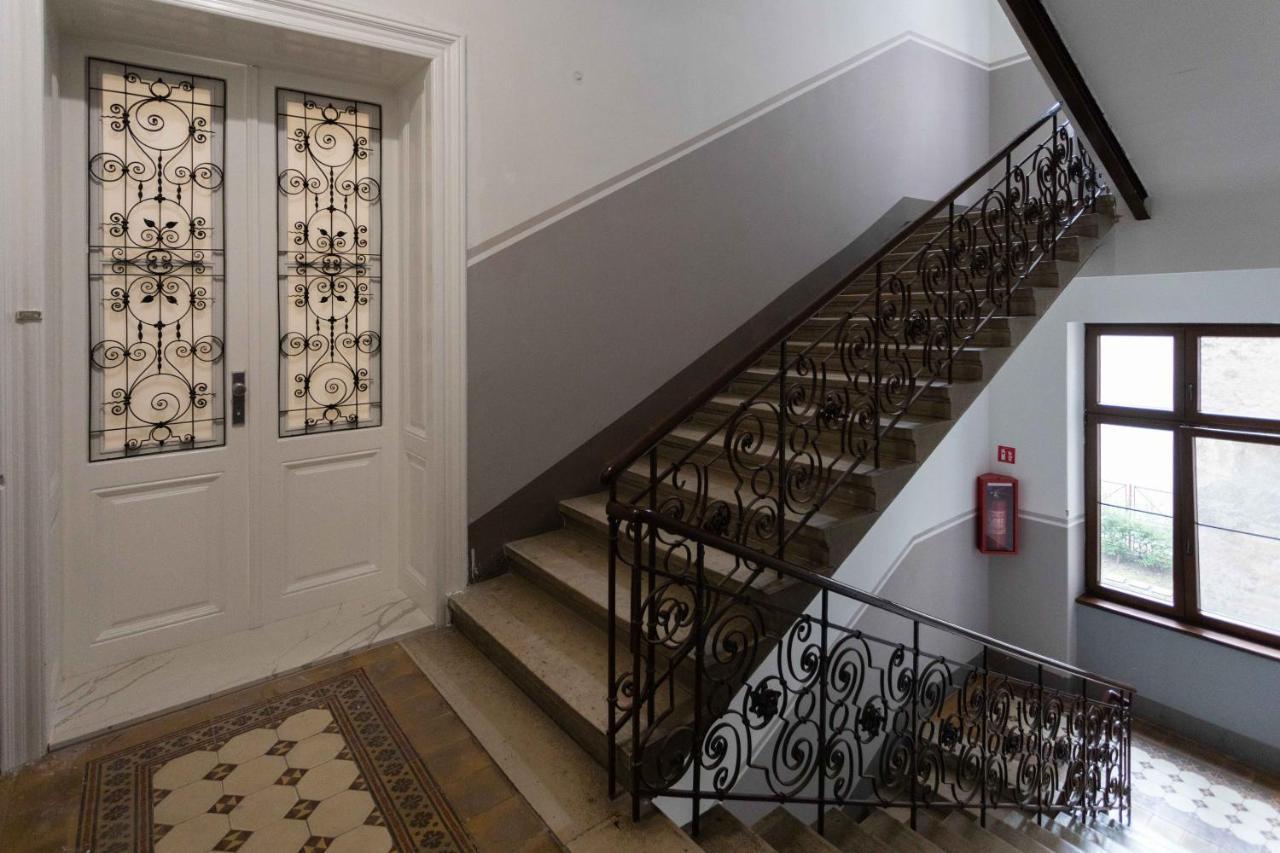 Flok Design Apartments- Botanical Garden Zagreb